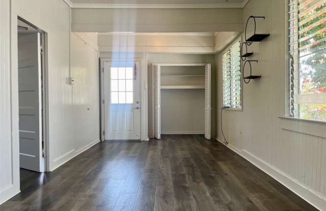 1691 Kamamalu Avenue