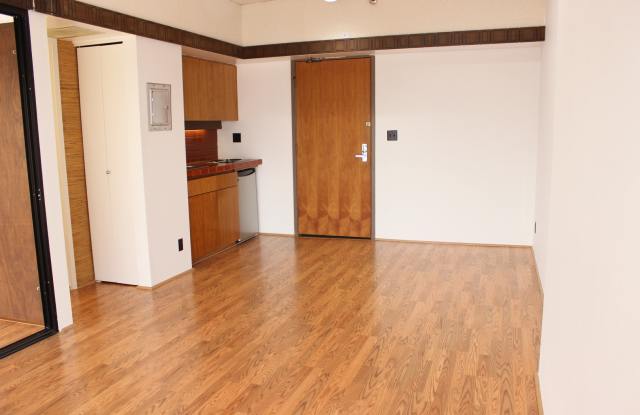 Photo of Century Square - Office Suite in Downtown Honolulu