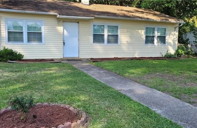 300 Logan Drive - 300 Logan Drive, Portsmouth, VA 23701