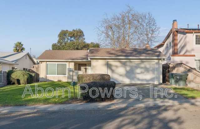 Photo of 7025 Catamaran