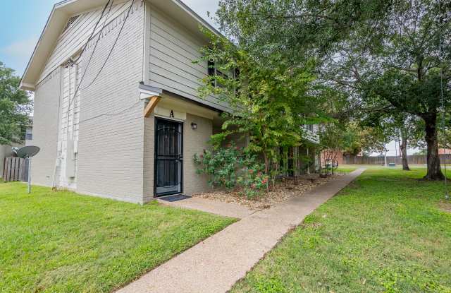 1404 Summit Street #A - 1