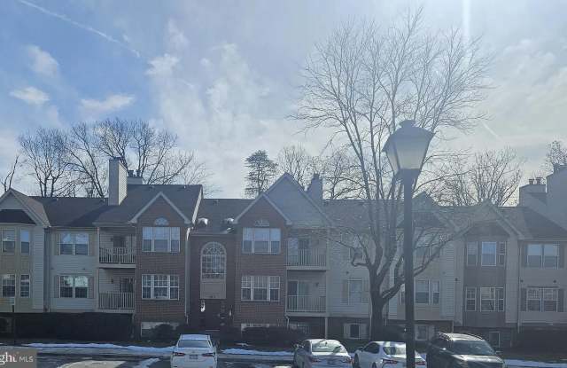 2071 ALICE Avenue unit: 202