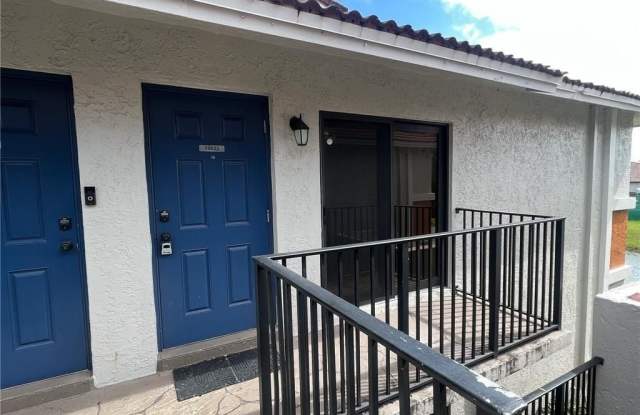 10622 Royal Palm Blvd