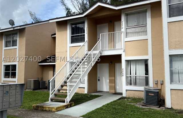 2272 SW 81st Ave