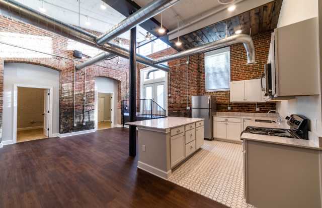 Buckingham & Balmoral