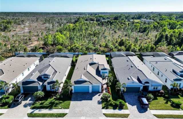 Photo of 9288 Cayman