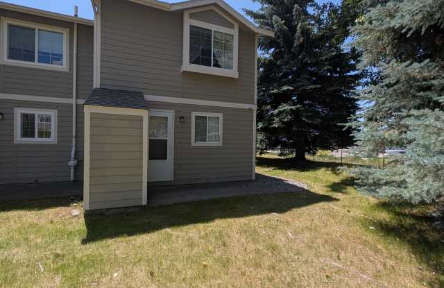 2805 Lowridge Court - 1