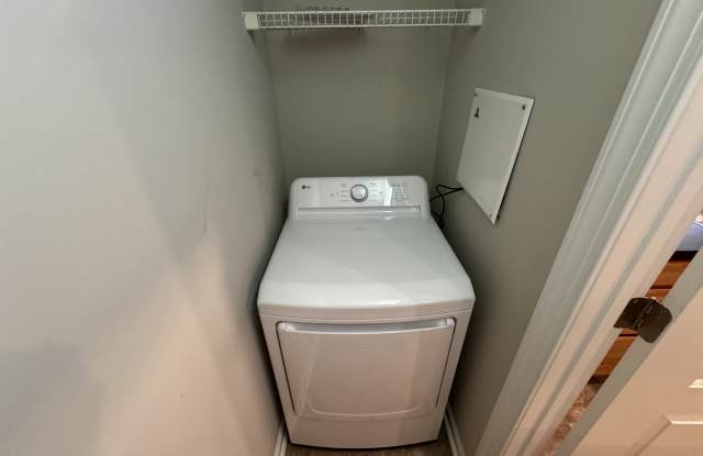 7333 Michaels Landing Drive