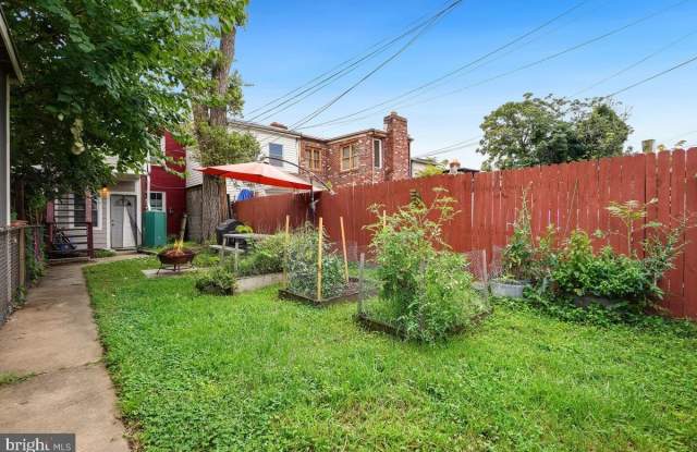 330 20TH Street NE unit: A