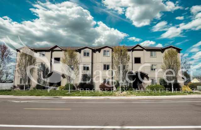 3rd Floor Two Bedroom, One and a Half Bathroom Unit With View