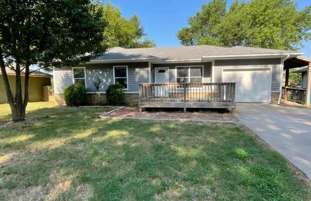 4 bedroom/2.5 bath house