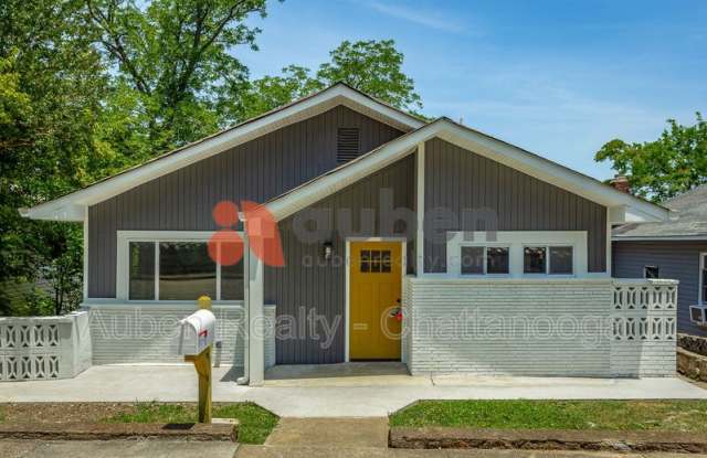 1813 E 4th Street