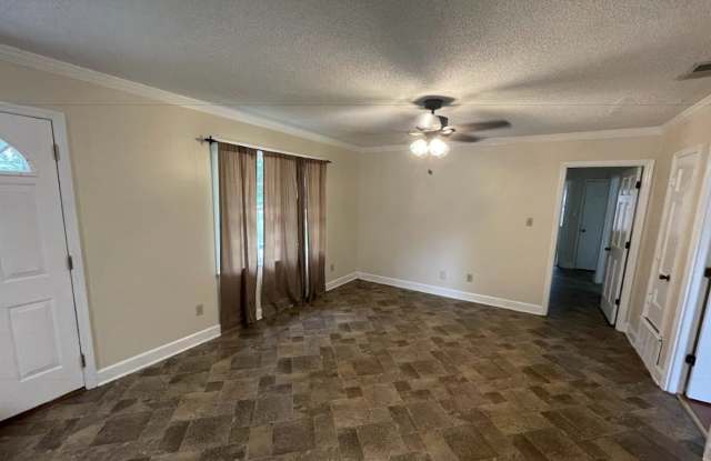 411 South Audubon Drive