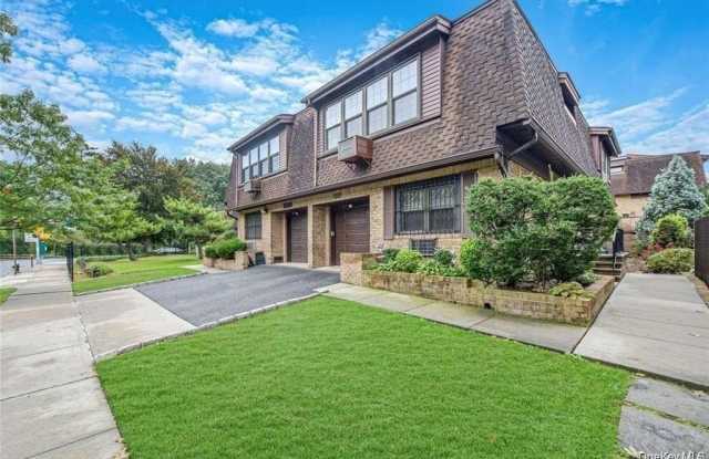 232-10 Horace Harding Expressway unit: 2Fl