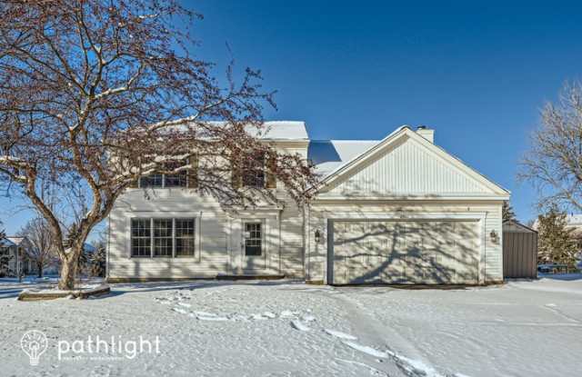 2407 Mailand Road East - 2407 Mailand Road East, Maplewood, MN 55119