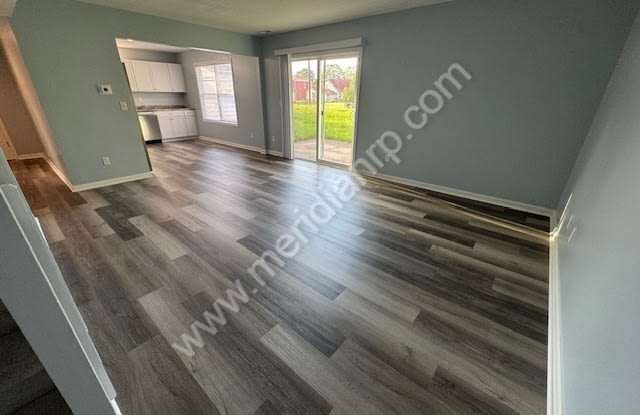 1131 East Lewis Street