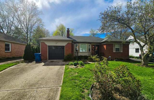 6024 Hillside Avenue East Drive