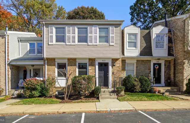 Photo of 422 COLONIAL RIDGE Lane