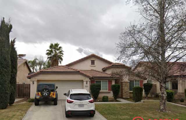 Photo of 3 Bedroom Home In Campus Park Area!