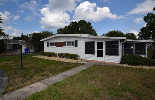 Beautiful 3 bedrooms/ 2 baths Single Family Home for rent at 1609 Louisiana Ave. St. Cloud, FL 34769. photos photos