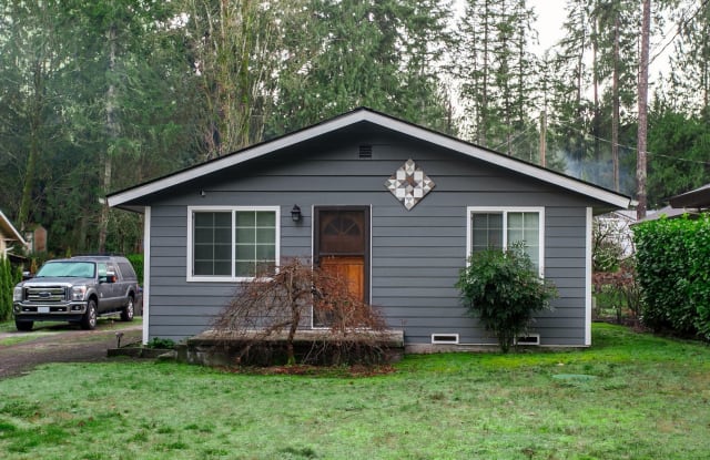 4975 David Rd NW - 4975 Northwest David Road, Erlands Point-Kitsap Lake, WA 98312