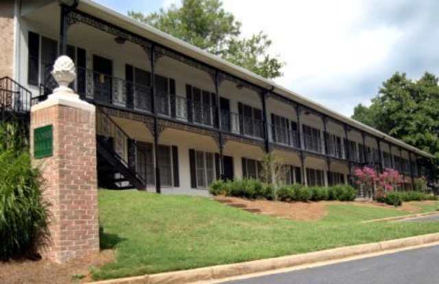 Affordable 1 bedroom units just 1 mile from UGA campus! photos photos