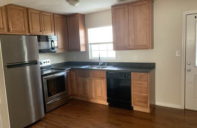 Photo of 326 Kenlee Circle - 4