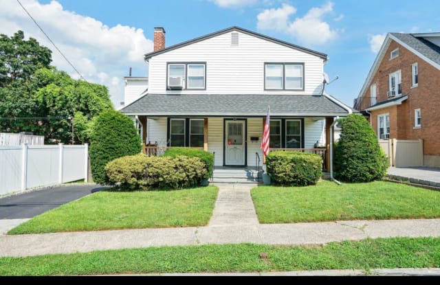 186 Briggs Avenue - 186 Briggs Avenue, Yonkers, NY 10701