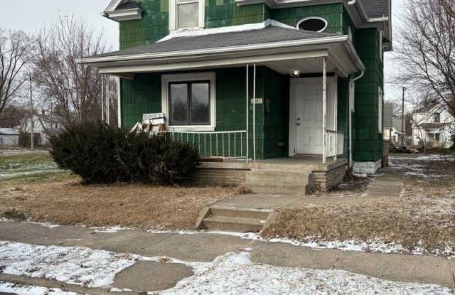 2117 Bertrand st
