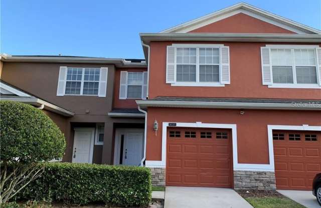 3035 RODRICK CIRCLE