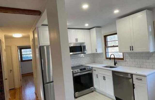 34 Hallock Landing Road