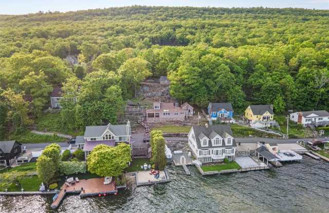 Photo of 99 Lake Shore Road