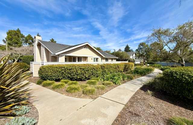Kellogg School District Home with pool and tennis court access