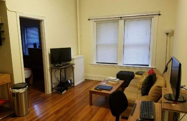 Photo of One Bedroom in Clean Elevator Building