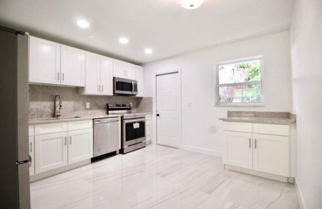 8869 Sunset Drive