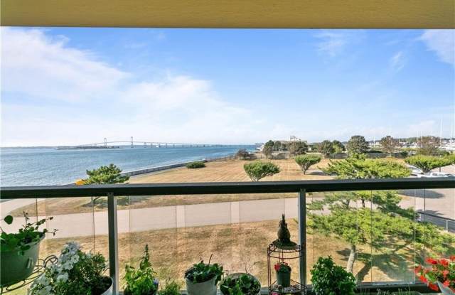 1204 Capella S Street