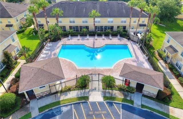 515 SANDSTONE STREET