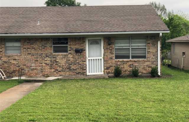 103 S Burdette Avenue