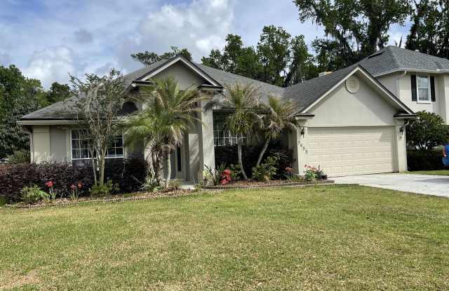 5433 Oxford Crest Drive