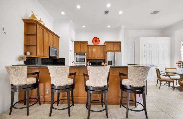 4754 130th Avenue Avenue N