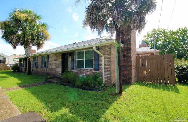 668 S 72nd Ave - 668 South 72nd Avenue, Myrtle Grove, FL 32506