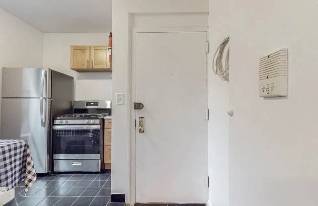 9752 75th St Apt B41