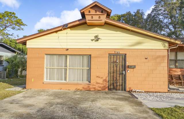 Photo of 5717 Lawndale Road - 2