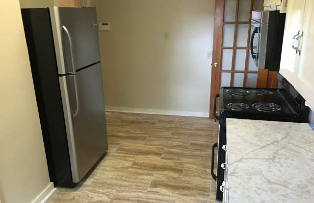 1612 New Madrid St, 1