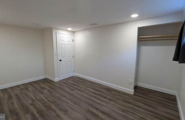 10129 CHARINGTON ROAD