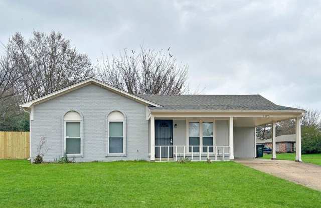 7590 Amhurst Dr