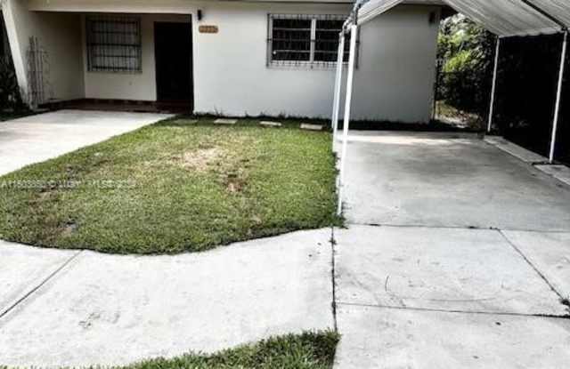2222 SW 68th Ct