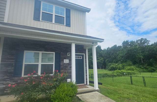 Pet Friendly Townhome In Sneads Ferry!