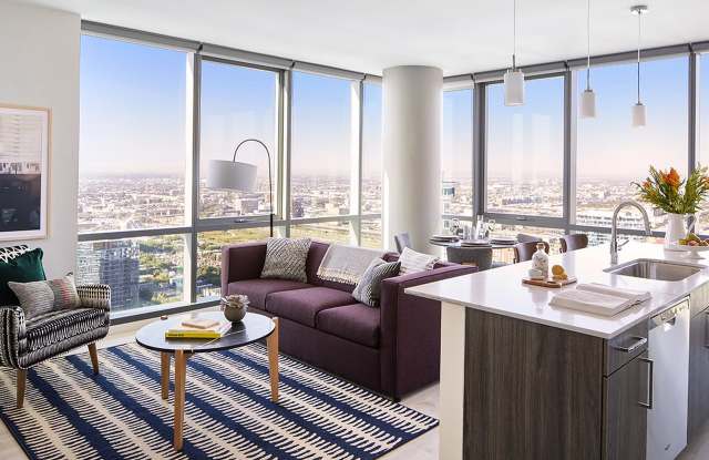 Sentral Michigan Avenue