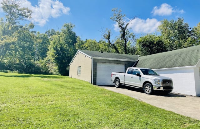 125 Johnson Road - Garage - 125 Johnson Road, Allegheny County, PA 15086